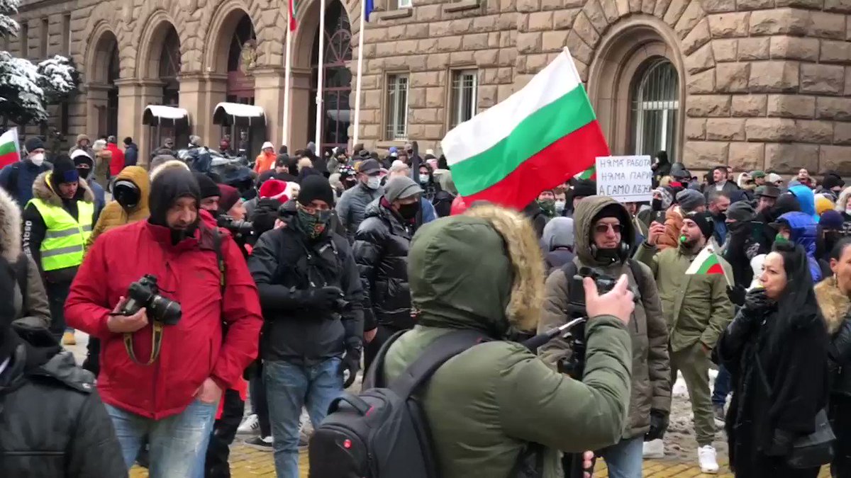 украинцы в болгарии. традиции народов болгарии. волна протестов в болгарии. протесты в болгарии 2022. болгария сегодня.