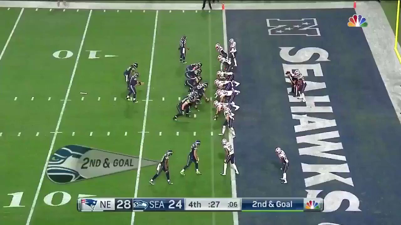 Happy birthday Marshawn Lynch! Sure am glad they didn t give you the rock. 