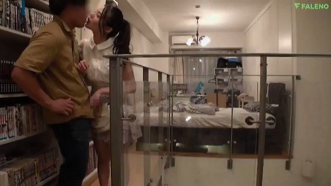 既婚男性の自宅で。。

奥さんにバレないようにめっちゃセックスして下さい。。（笑） https://t.co/sBJj69QLgo