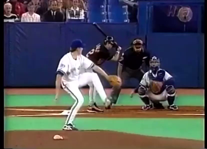 Happy birthday today to HOFer Roberto Alomar.   