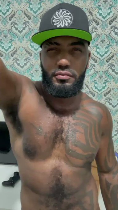 #boanoite putinhos do #imperador chega na #maldade https://t.co/a7CgJDBhiz