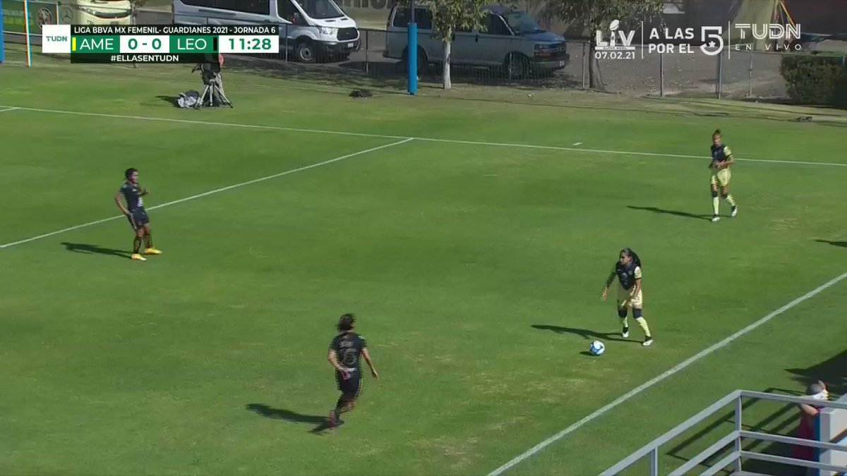 11' Lucero Cuevas [0-1]
