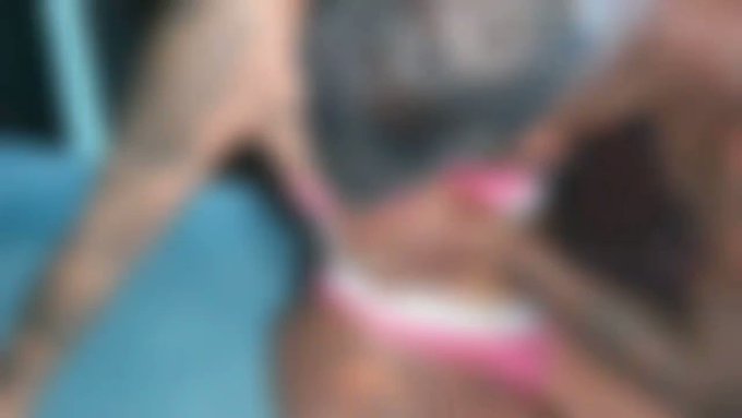 Video exclusivos com a @morenatatuada05 completo no #xvideosred link https://t.co/qh6S5qrkW2 e também