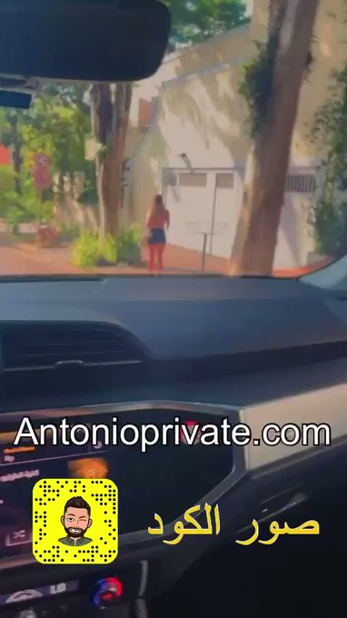 حصلتها يا عيال بالشارع كانت تبغى الزبر قلتلها تعالي طلعي.. كلمتها.. طلع زوجها ديوث قواد. رقصتها شوية