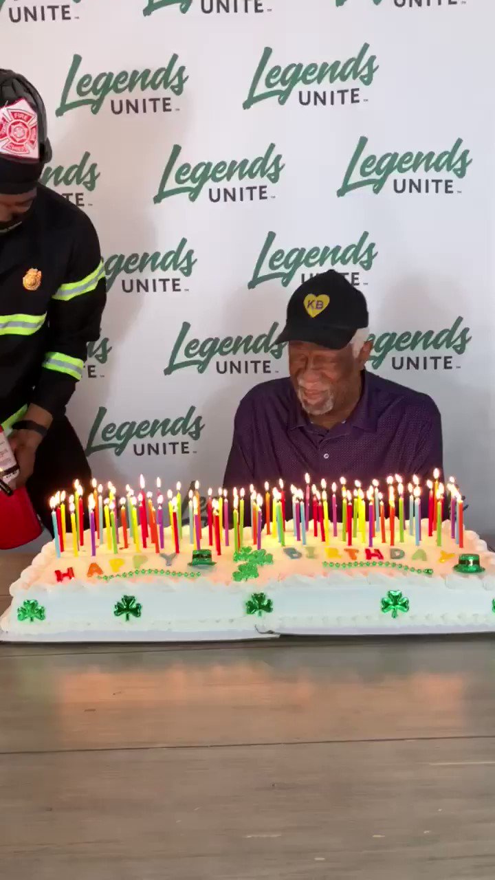 Happy Birthday to Bill Russell, he s turning 87 today

A living legend 