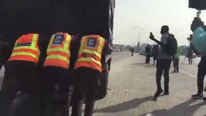#OccupyLekkiProtest #occupylekkitollgate they’ve now privatised/outsourced policing to LCC thugs, this is a new level of impunity. How could LCC officials be making arrests & detaining Nigerians? LCC was complicit in #LekkiMassacre & now they are even more brazen #revolutionnnow https://t.co/QWihGkX7gD