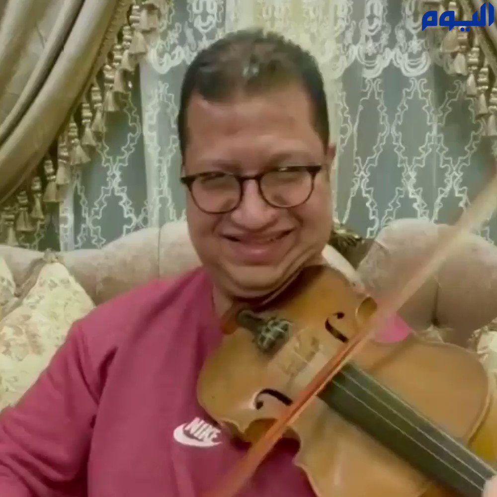 فيديو الموسيقار محمود سرور لـ"اليوم" كل حفلة خلف محمد عبده "تاريخ"