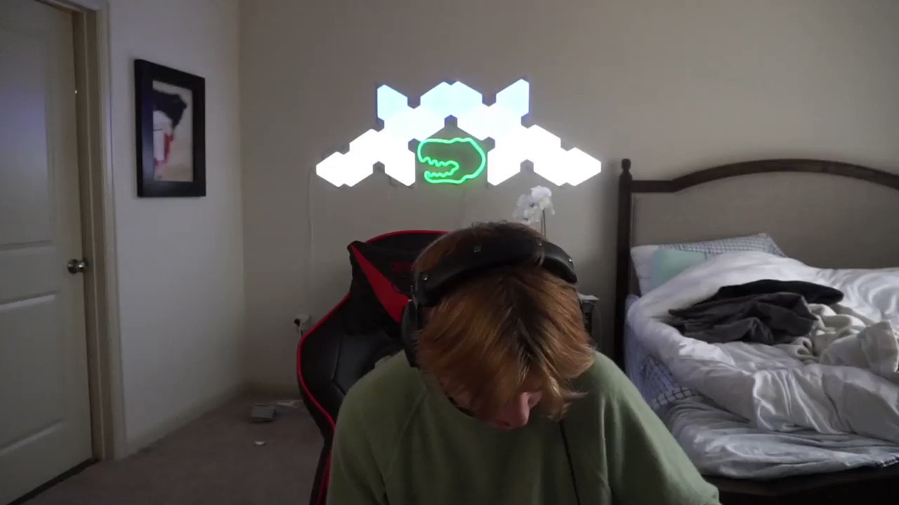 Reckz on twitter i m here for you freeclix https t co kbfp8vye6c