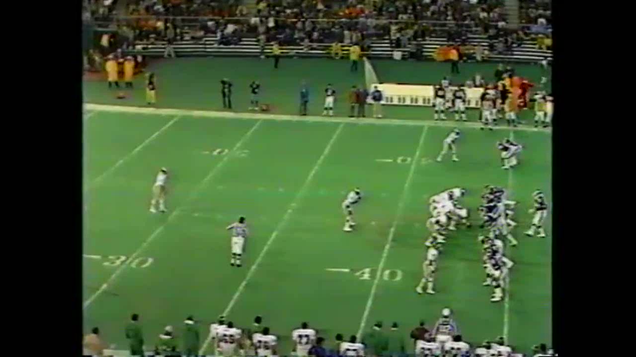 Happy birthday Jeff Hostetler. Football player. 