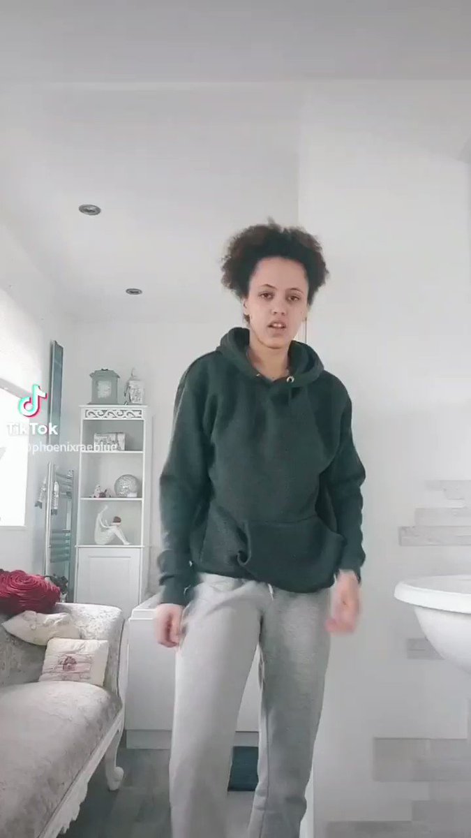 Phoenix Rae Blue 💙✨️ в X: „Check out my @TIKTOK i did the #bussitdown  #BussItChallenge https://t.co/q65y0jYAna“ / X