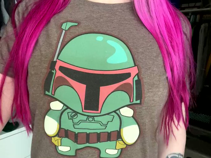 Barely #morningbewbs but I made it! 🙌🏻💗
And #BobaFett made it too 😆 https://t.co/LRtz7xYGiN