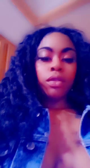 Here is a free link to my only fans page   Enjoy💋 https://t.co/5T9ZcZPFvz https://t.co/eSU6oegeC3