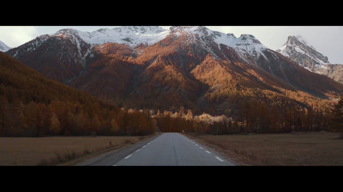 Marmoleum, Forbo's brand of linoleum, is a natural floor made from 97% natural raw materials, 70% of which are rapidly renewable, along with a 43% recycled content. This makes Marmoleum THE sustainable flooring choice. https://t.co/uLmrVpWZDP
#forboflooringsystems #marmoleum https://t.co/DPpNZWMyJk
