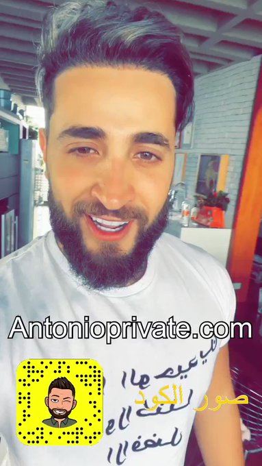 ضهري يعورني يا عيال عشان كدا جبت بنت المساج تجين و تسويلي مساج جسم على جسم و زيت و كداك البنت حلوة مرراا