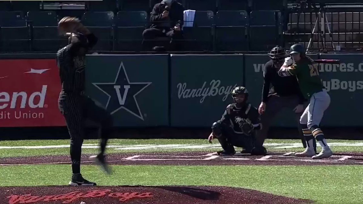 @PitchingNinja's photo on Rocker