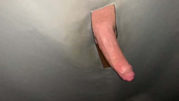 So excited to launch my OnlyFans with HUNG stud @MrBillyEssex watch his FIRST EVER glory hole experience<a href="/tag/bigdick"class="tags"><span>#bigdick</span></a><a href="/tag/gloryhole"class="tags"><span>#gloryhole</span></a>