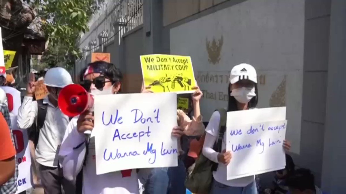“ASEAN, Respect our votes” protests at the Thai and Indonesian embassies in Myanmar today #WhatsHappeningInMyanmar https://t.co/JFxvspYZpy