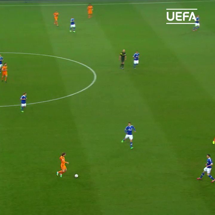 😮 2014年:レアル・マドリードが6得点の大爆発
⚽️⚽️ ベイル
⚽️⚽️ ベンゼマ
⚽️⚽️ クリスティアーノ
#UCL | @realmadridjapan https://t.co/Jb4McvWcEV