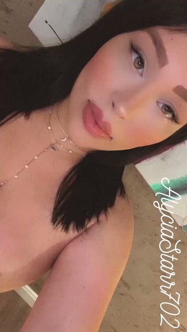??✨? #AlyciaStarr ? https://t.co/4UKac56abf