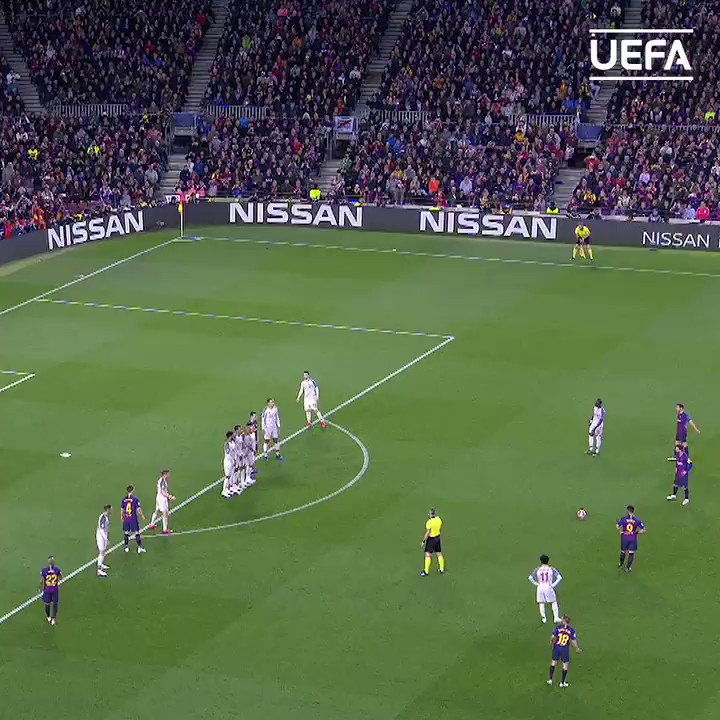 😍 🍿 Para ver una y otra vez...
¡Los goles en Messi de libre directo en la Champions League! 👟⚽
#UCL | @FCBarcelona_es https://t.co/hpmzmASBBh
