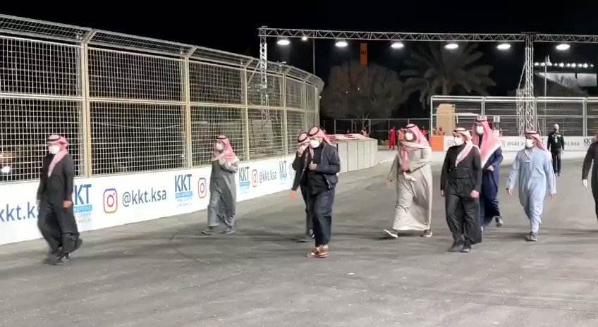 سيدي ولي العهد حفظه الله في الفورميلا الان 🇸🇦❤️ https://t.co/CHNy4y2tfH