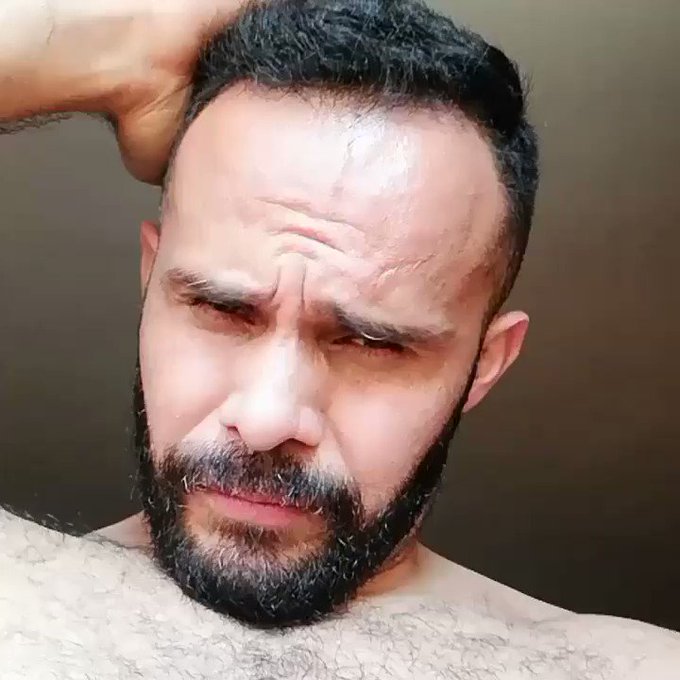 Excelente domingo ???? #TeamCharlyDiaz https://t.co/vhEaebq5oO