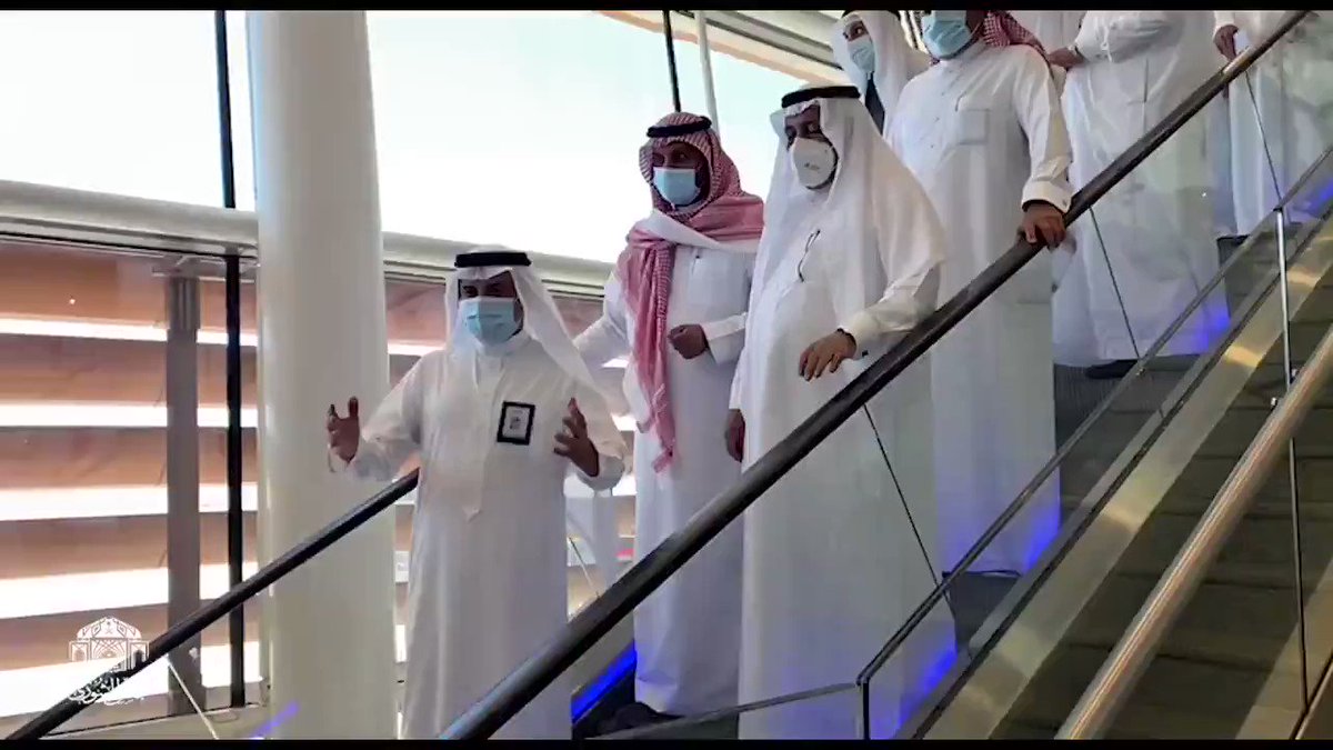 وفد من مجلس الشورى يزور مطار الملك عبدالعزيز الدولي في جدة