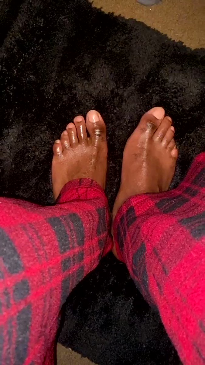 Freaky👣Feet on Twitter: "RT @FreakyRae_: Any feet lovers #Feet #