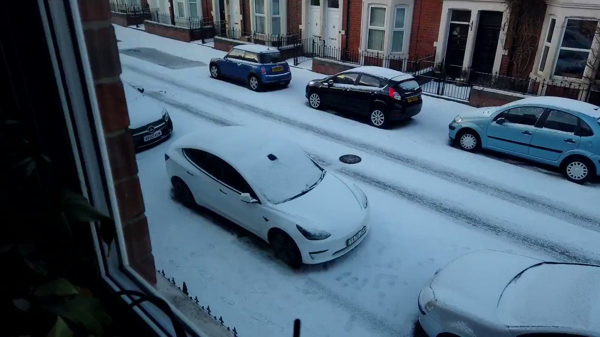 You can use your @Tesla #MobileApp to melt snow & ice off your car before even leaving the house!โ๏ธ๐
#EV #Innovation #AutonomousVehicles
@chboursin @mvollmer1 @NevilleGaunt @DrJDrooghaag @JeroenBartelse @baski_LA @PawlowskiMario @MargaretSiegien @WSWMUC @ShiCooks @kalydeoo https://t.co/JJP6HIPio4