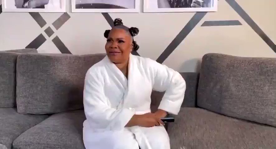 Tori Kelly got this fat ass elephant sangin tf out these songs https://t.co/6KZwHfU6Pq