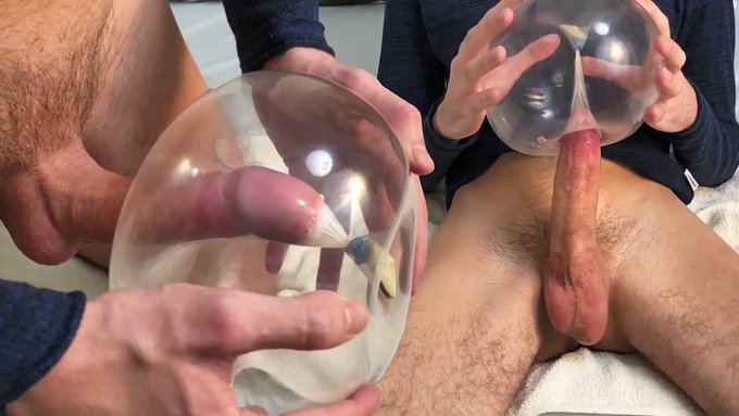 Cumming inside this condom ballon while moaning 😩🍆💦

⭐️https://t.co/FXFY5WJCRI⭐️<-- More exclusive stuff