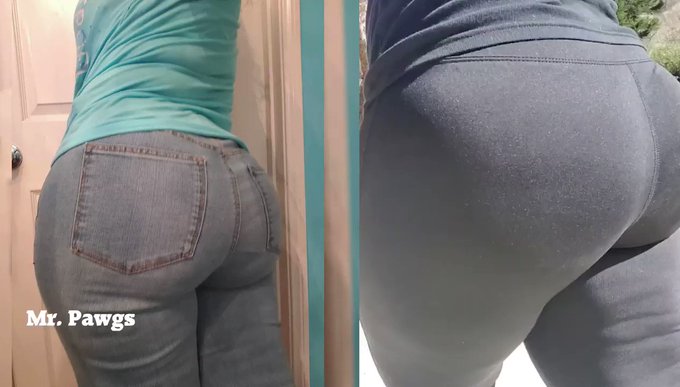 Come check out the annieangels crazy booty 

#pawg #booty #whooty #sexy #curvy #bbw #ass #bigbutt

See