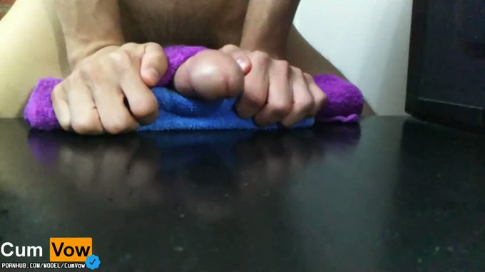 Playing with Towels in the Morning [3:04 Minutes]

FULL VIDEO: https://t.co/XLZXe0qNIH

#Cum #Cumshot