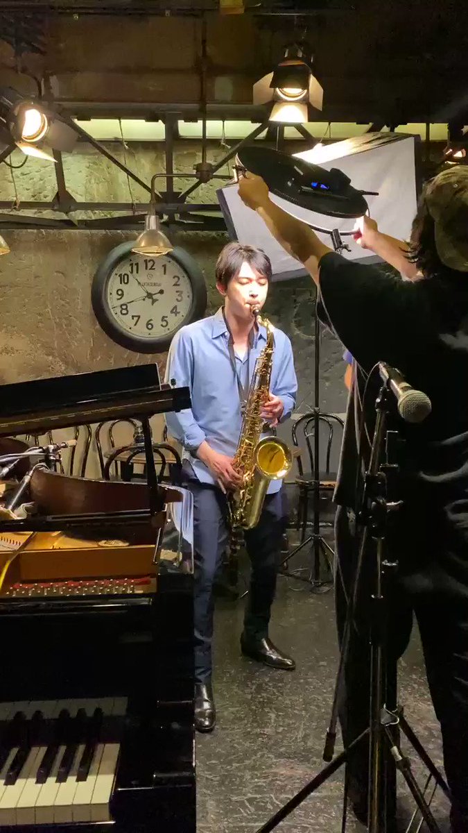 BLACK PEARL 吉沢亮　初舞台　パンフレット付 FlYVKnuaYAAdwWM.jpg