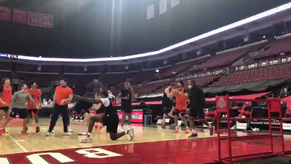 @IlliniMBB's photo on #Illini