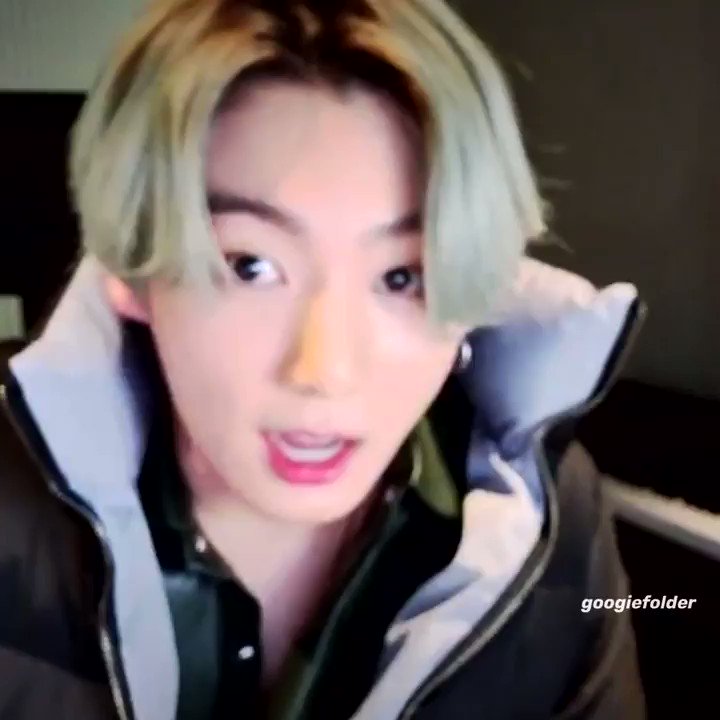 RT @googiefolder: compilation of jungkook making little sounds and humming in his vlive https://t.co/ErwLvu3iPC