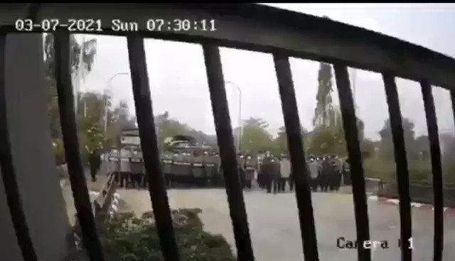 CCTV FOOTAGE of Junta Terrorists raiding Mandalay technological university at 7.2.2021 morning .
They used sound bombs and also shot with rubber bullets.
R2P FOR MYANMAR
#WhatsHappeningInMyanmar
#Mar7Coup https://t.co/tM8WQ0iLte