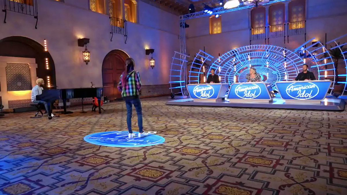 You brought tears and wonderful memories to my eyes today on #AmericanIdol @thisischerylk! Glad to have met you and JimmyChoo today ✨💞 https://t.co/HB9SgKTvOE