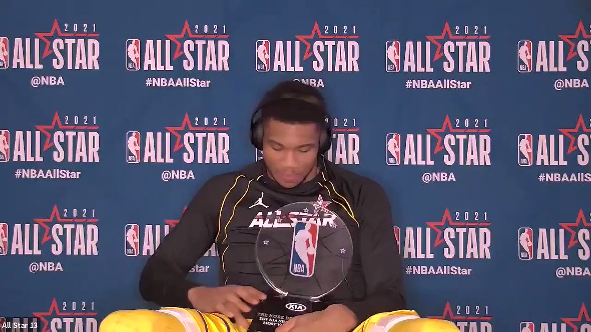 We rewind to #NBAAllStar this past March.. Giannis has only brought more hardware and humor to Milwaukee since. 🏆🤣
https://t.co/3S8ypdU84J