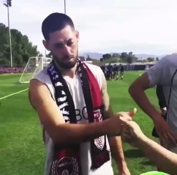 . has good taste in scarves  Happy birthday to the legend 
