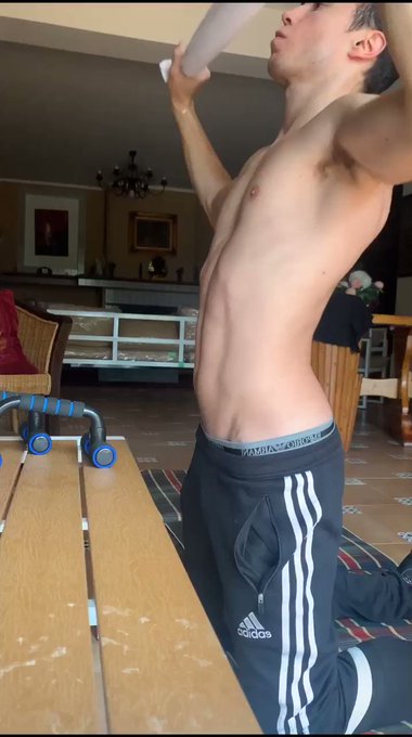 Lockdown & Home workouts ???? wait till the end ? Full video and much more ?? https://t.co/BEWvDZhodp