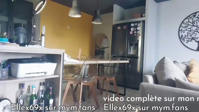 Teaser de ma video publi&eacute;e aujourd'hui sur mon mym mes cheris . https://t.co/K3sBEJtoBs https://t.co<a href="/tag/showgirls"class="tags"><span>#showgirls</span></a><a href="/tag/ecoliere"class="tags"><span>#ecoliere</span></a><a href="/tag/videoporn"class="tags"><span>#videoporn</span></a><a href="/tag/secr%C3%A9taire"class="tags"><span>#secr&eacute;taire</span></a><a href="/tag/meetmymodel"class="tags"><span>#meetmymodel</span></a>