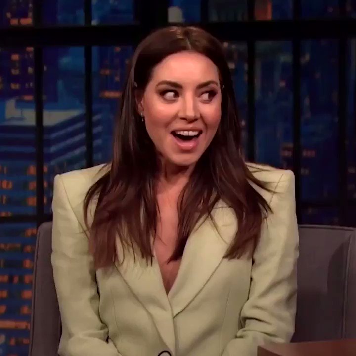 HAPPY BIRTHDAY AUBREY PLAZA !! 