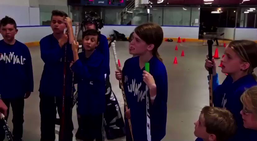 Happy birthday to Nathan Mackinnon  