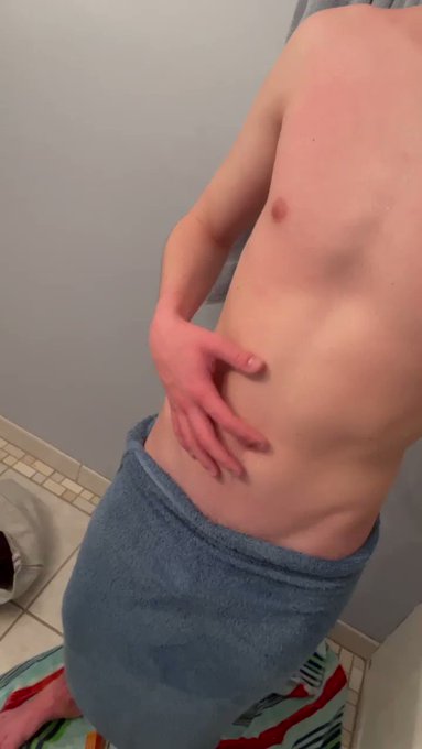 If you wanna see the full video https://t.co/H7aJWG3lWB !!!! https://t.co/Igatbd9uPE