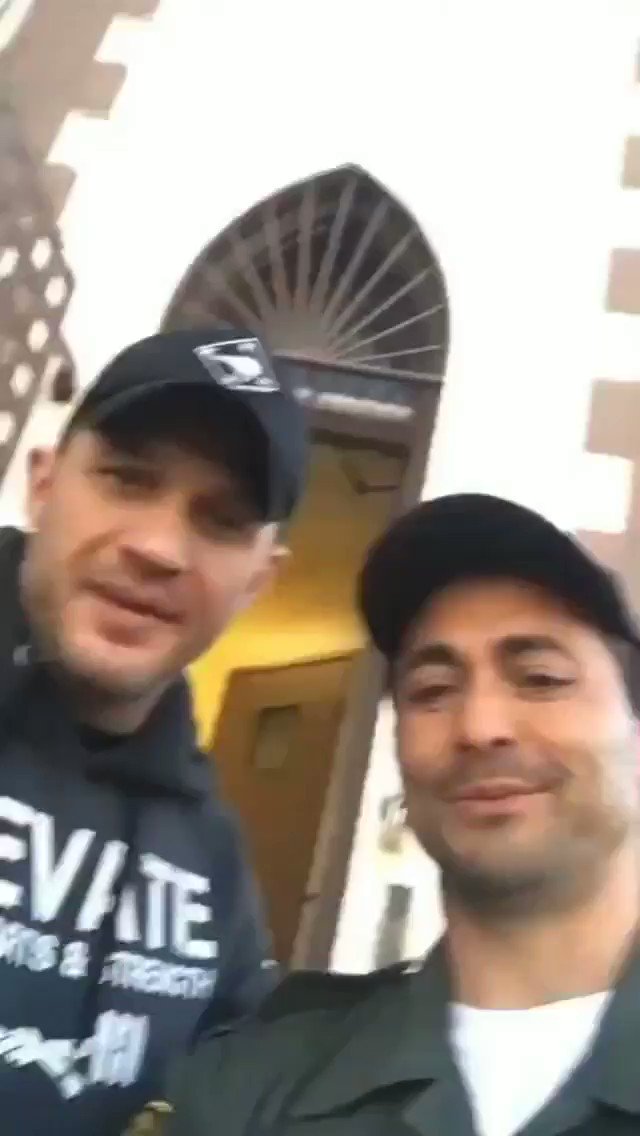 ᥴꫝⅈꪑꪖ 千舞 W ฅ オハヨ 2回目 アイコンが動いてる Repost Tomhardy Bae Fan Video Credit To The Owner Taken While Tom Was Filming Venom 2 In San Francisco On ᥴꫝⅈꪑꪖ 千舞 W ฅ オハヨ 2回目 アイコンが動いてる Repost Tomhardy Bae Fan Video Credit To The Owner Taken While Tom Was Filming Venom 2 In San Francisco On