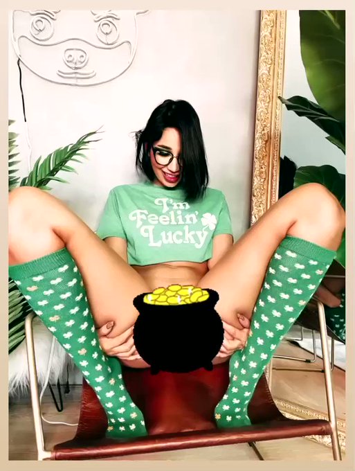 New set! // https://t.co/HYoqaOkO9D https://t.co/ylGkslVxjS