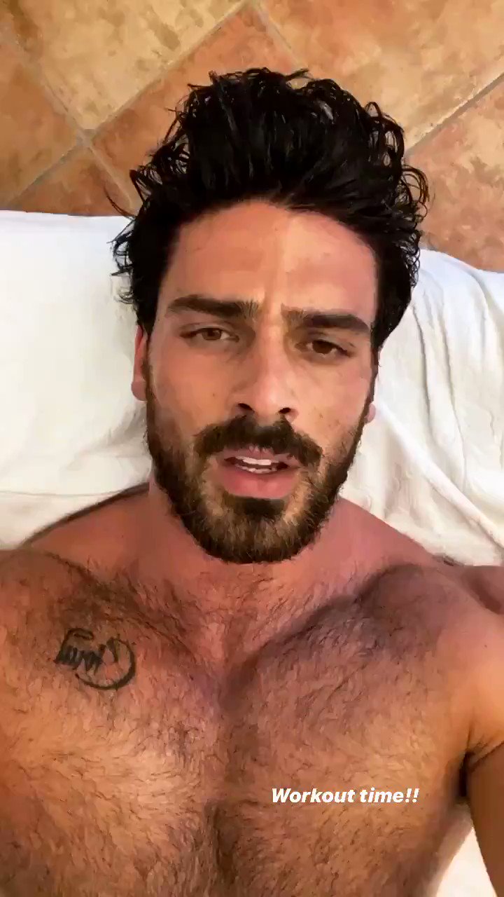 @FamousExposed2s video Tweet