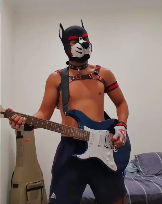 My attempt at the solo for In Too Deep by Sum 41. Needs more practice ??? #bdsm #kink #fetish #puppyplay