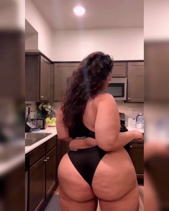 Where my metal heads at ? ??? Get you a girl that can dance to all genres of music ???NUDE  version of
